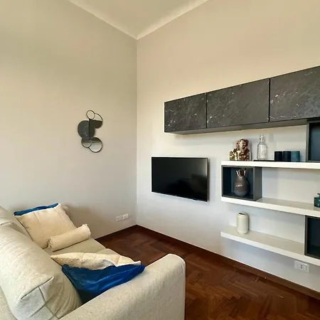 Apartment Elegante Bilocale- 1 Minuto Dalla Metro M2 Piola Milan