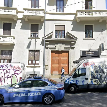 Apartment Elegante Bilocale- 1 Minuto Dalla Metro M2 Piola